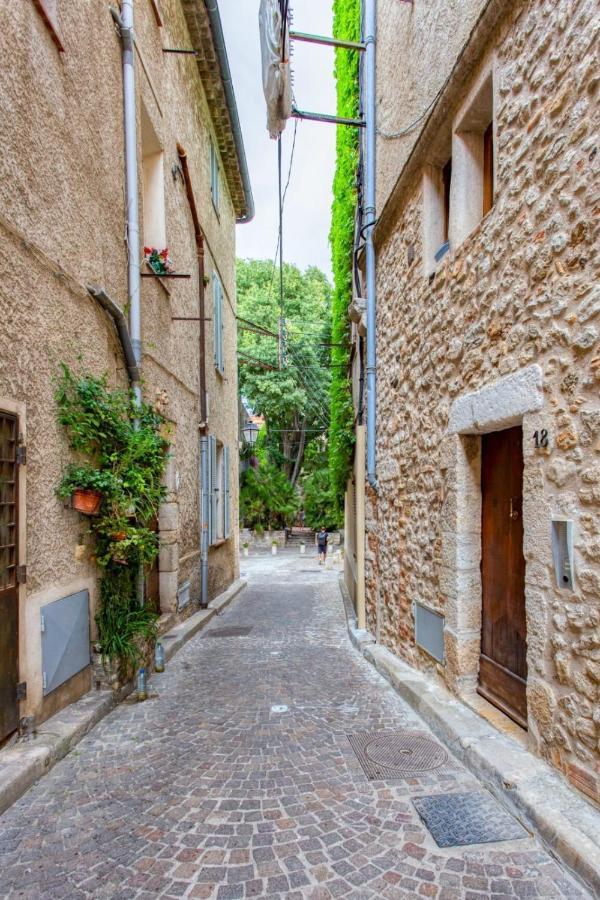 2-Star Apartment Close To Beaches And All Amenities Antibes Eksteriør bilde