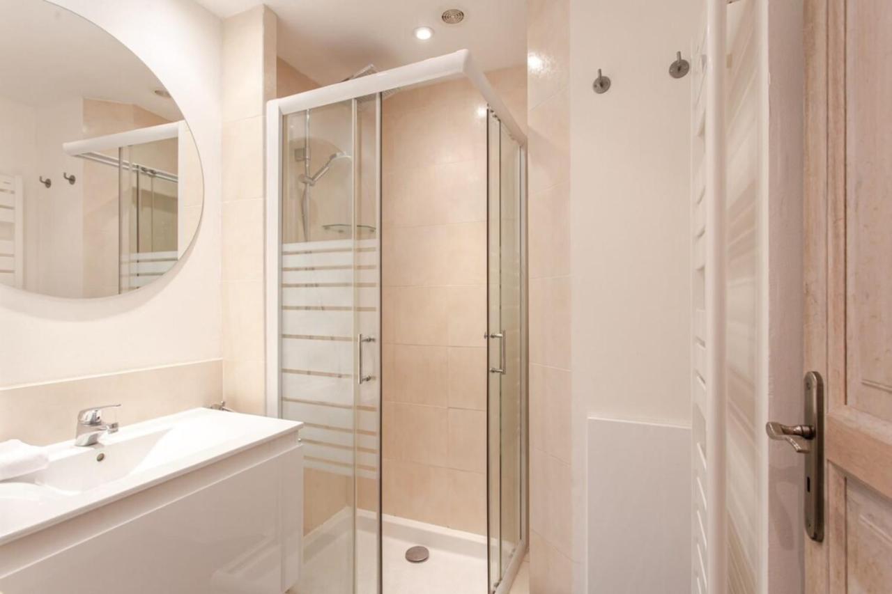 2-Star Apartment Close To Beaches And All Amenities Antibes Eksteriør bilde